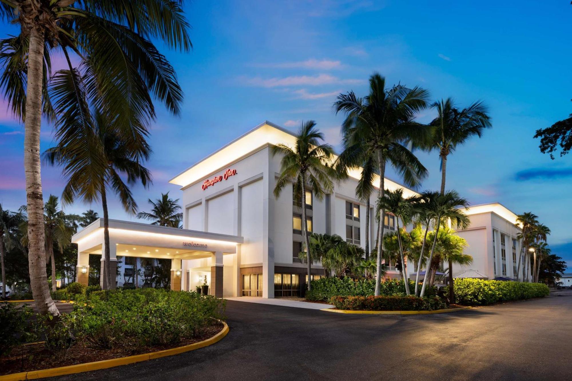 Hampton Inn Naples-Central Eksteriør bilde