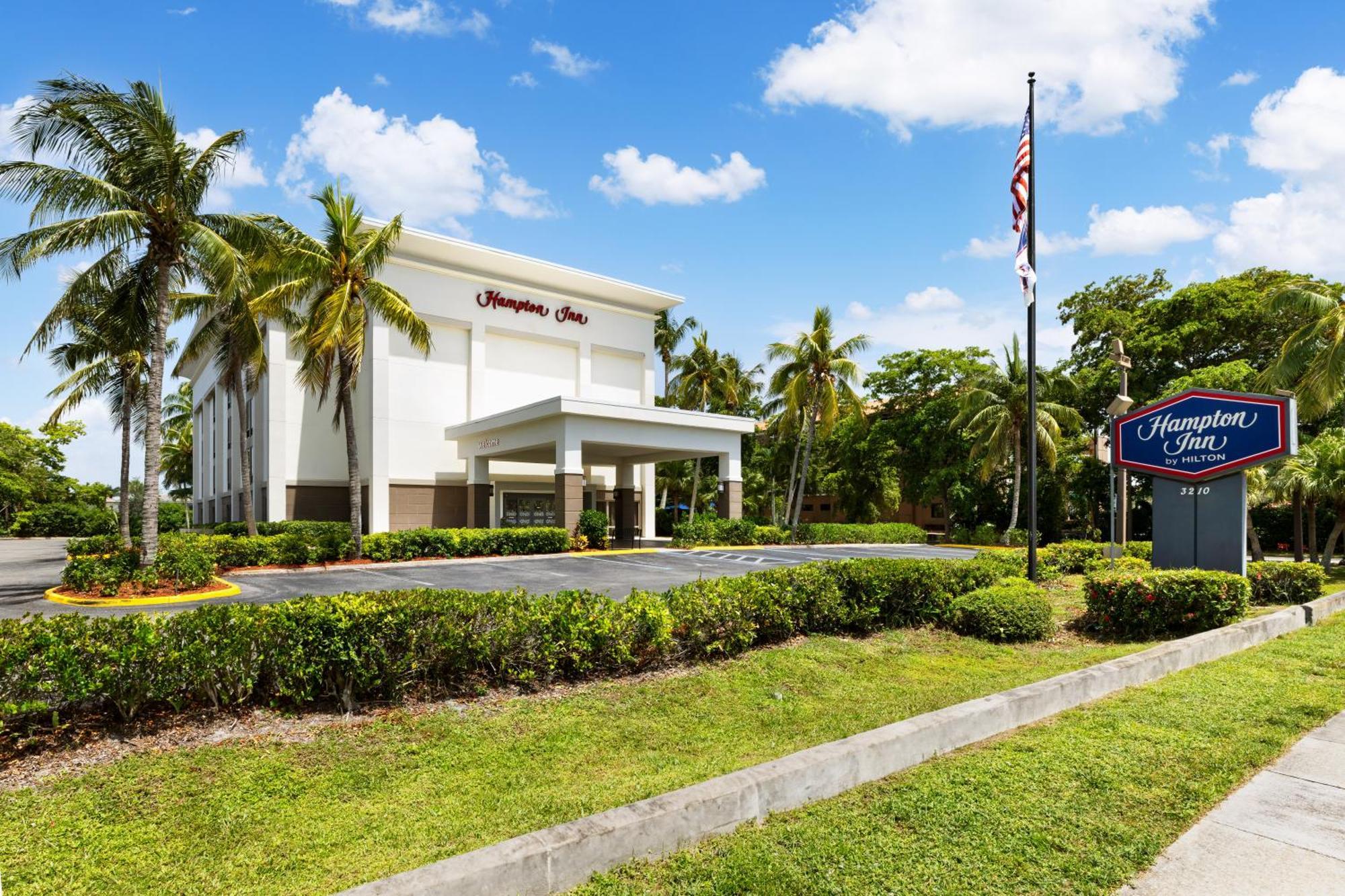 Hampton Inn Naples-Central Eksteriør bilde